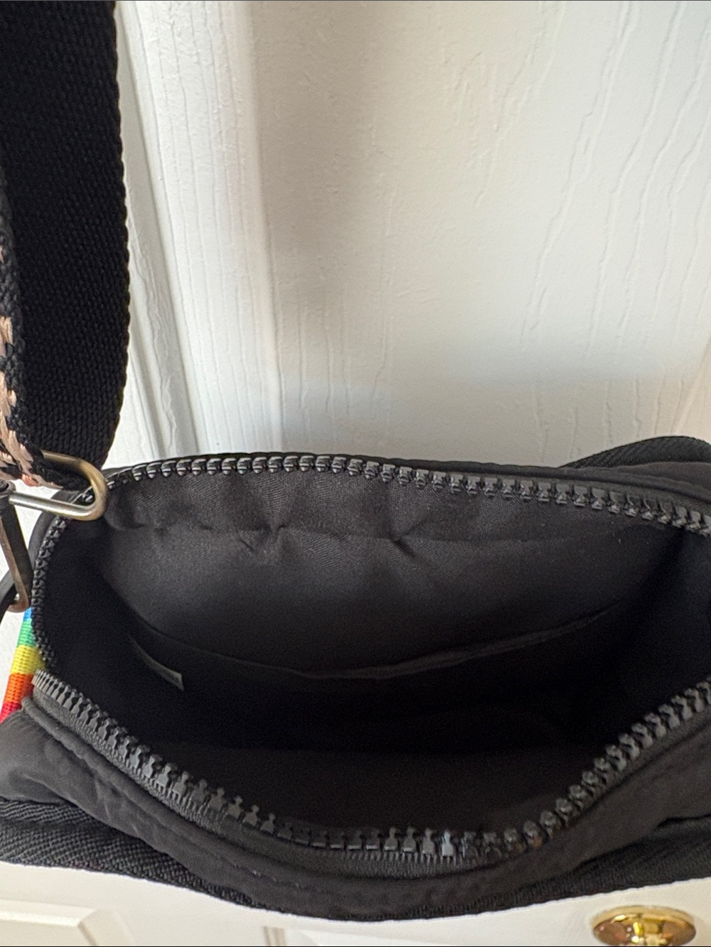 NWOT Gender Neutral Soft Crossbody Bag w/Adjustable “Guitar” Strap - Love Wins❤️ - Picture 8 of 12